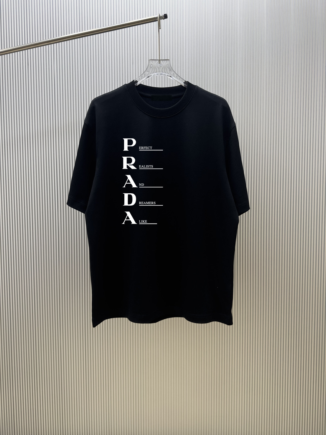 Printed short-sleeved T-shirt