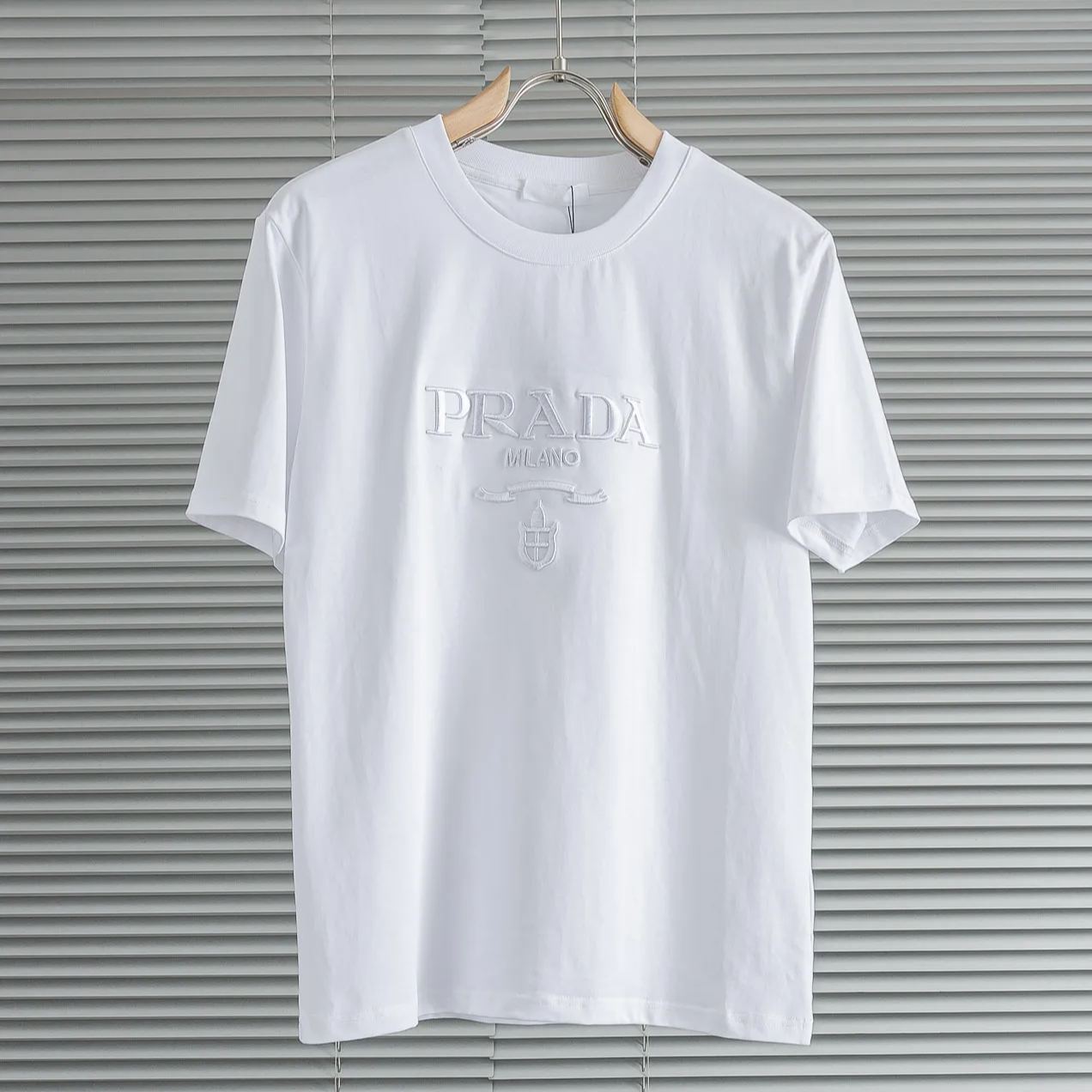 Crew neck short-sleeved T-shirt