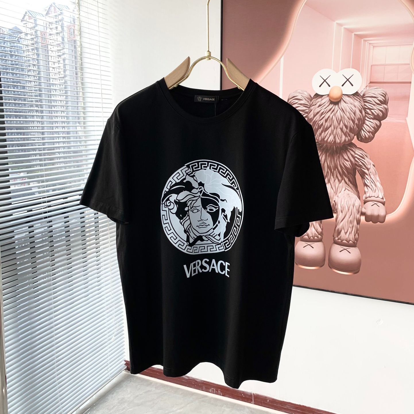 Crew neck short-sleeved T-shirt