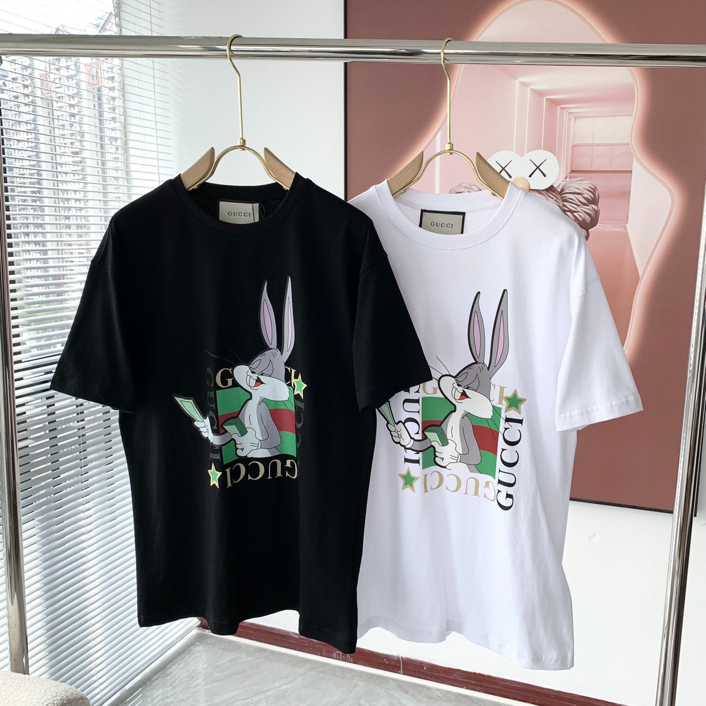 Crew neck short-sleeved T-shirt