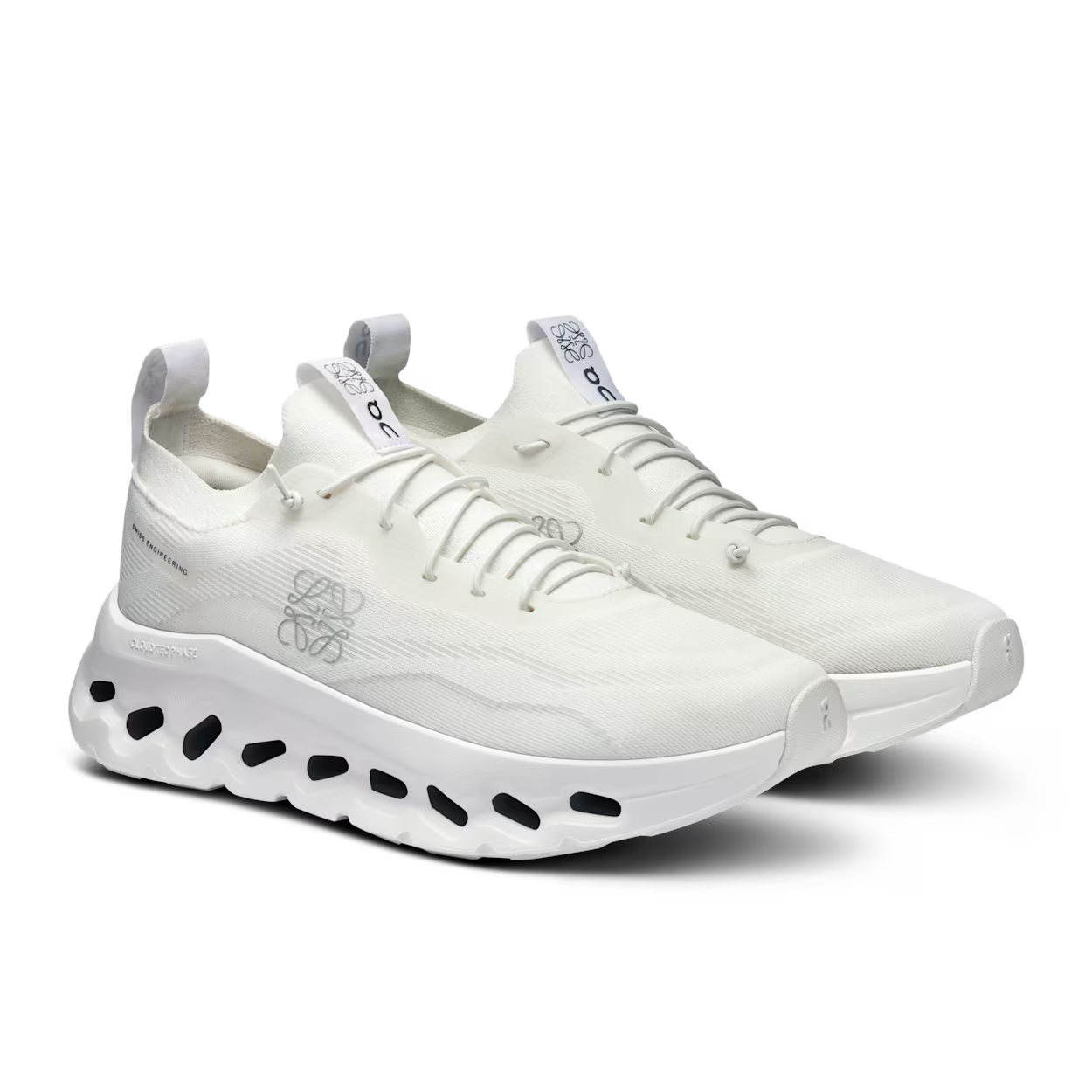 On × LOEWE Cloudtilt Femme White