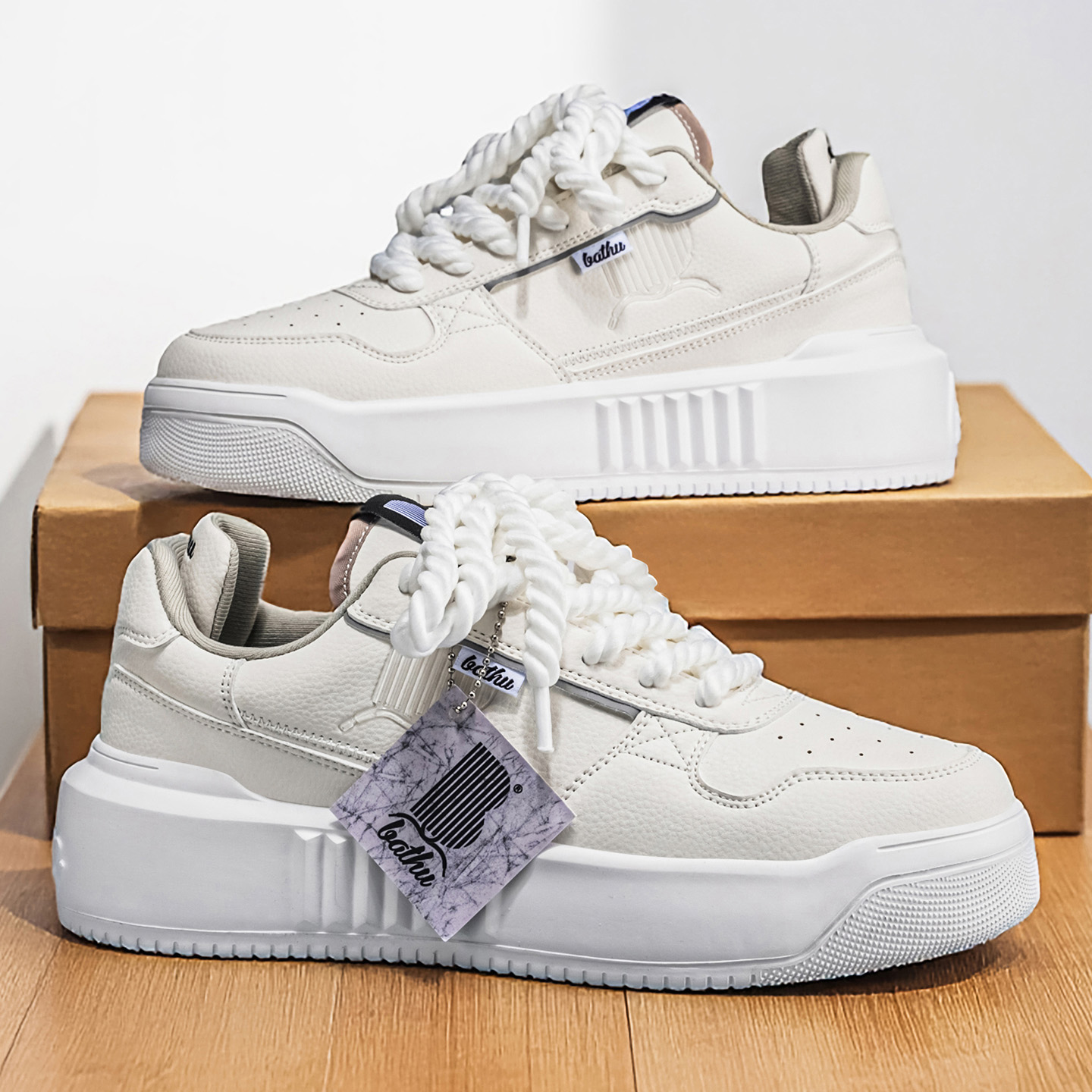 Softswear® ChunkyLace Platform V1 - White