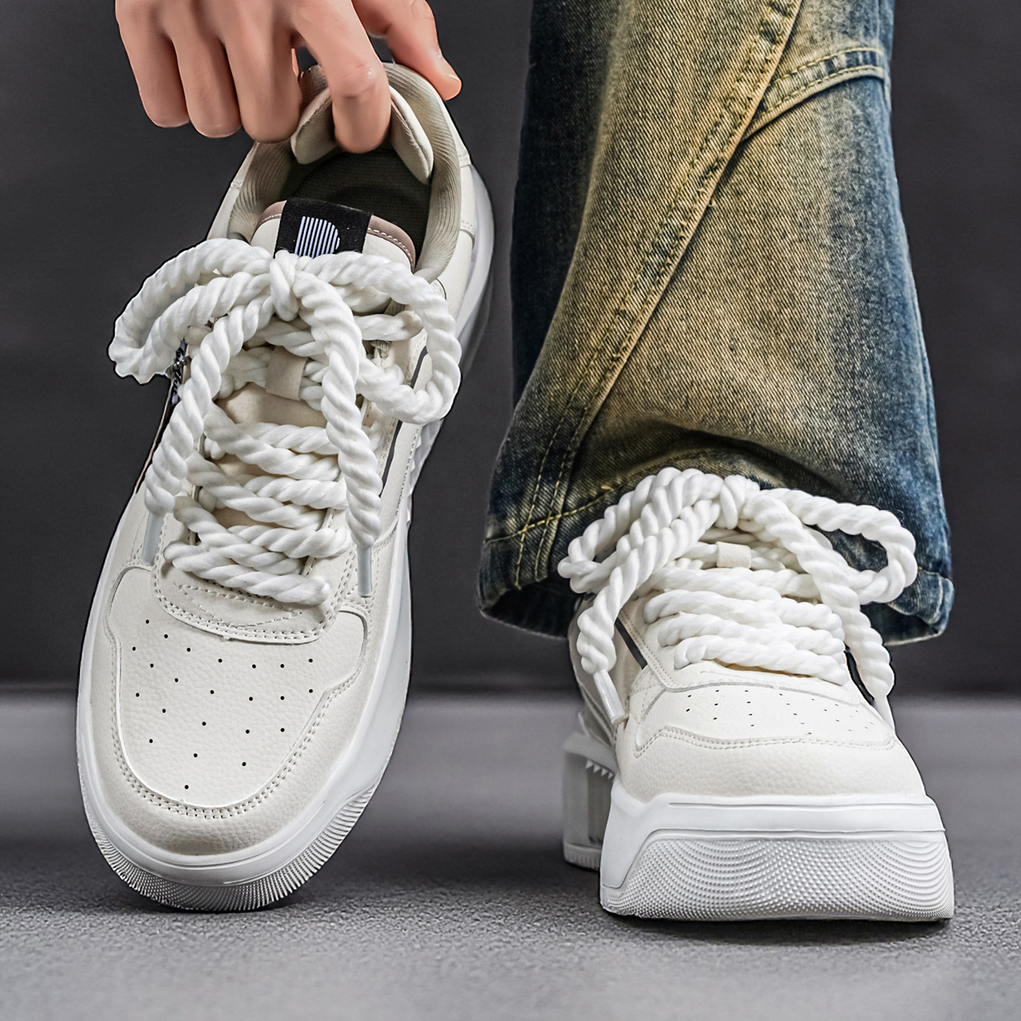 Softswear® ChunkyLace Platform V1 - White