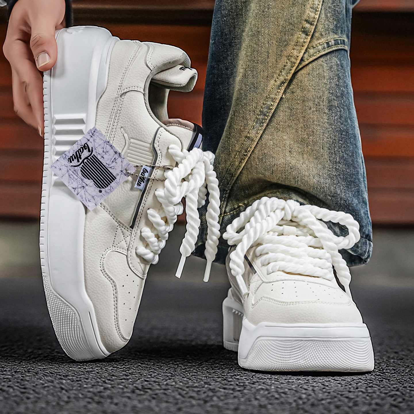 Softswear® ChunkyLace Platform V1 - White