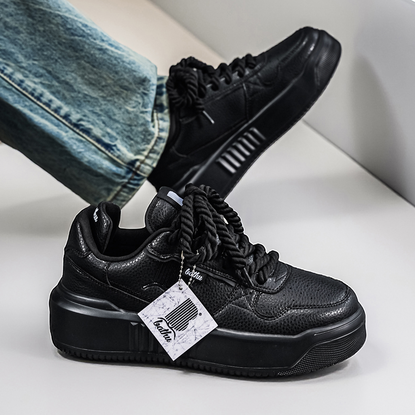 Softswear® ChunkyLace Platform V1 - Black