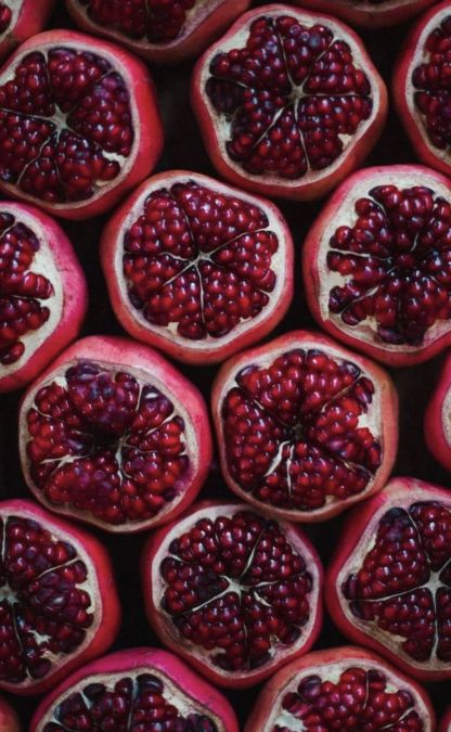 🔴La grenade — Un fruit vieux de 5 000 ans rempli de rubis