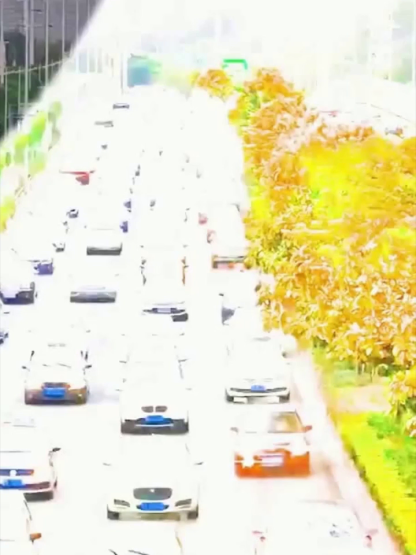 Blaulichtfilternde, selbsttönende Lesebrille