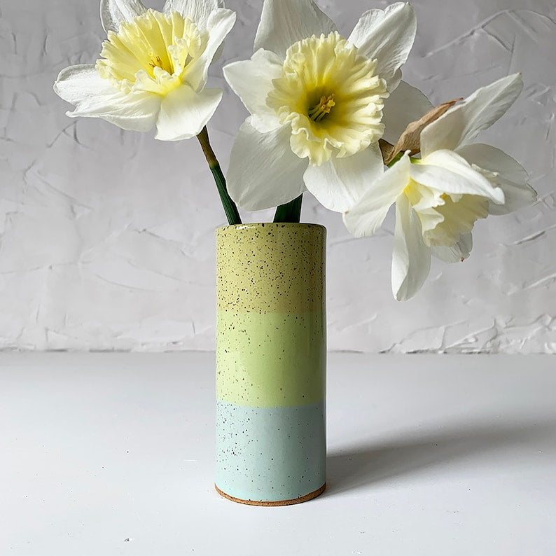 Modern speckled handmade ceramic vase, desktop decoration