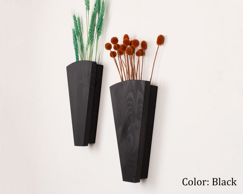 Large wooden wall-mounted artificial dried flower vase, wooden wall decoration