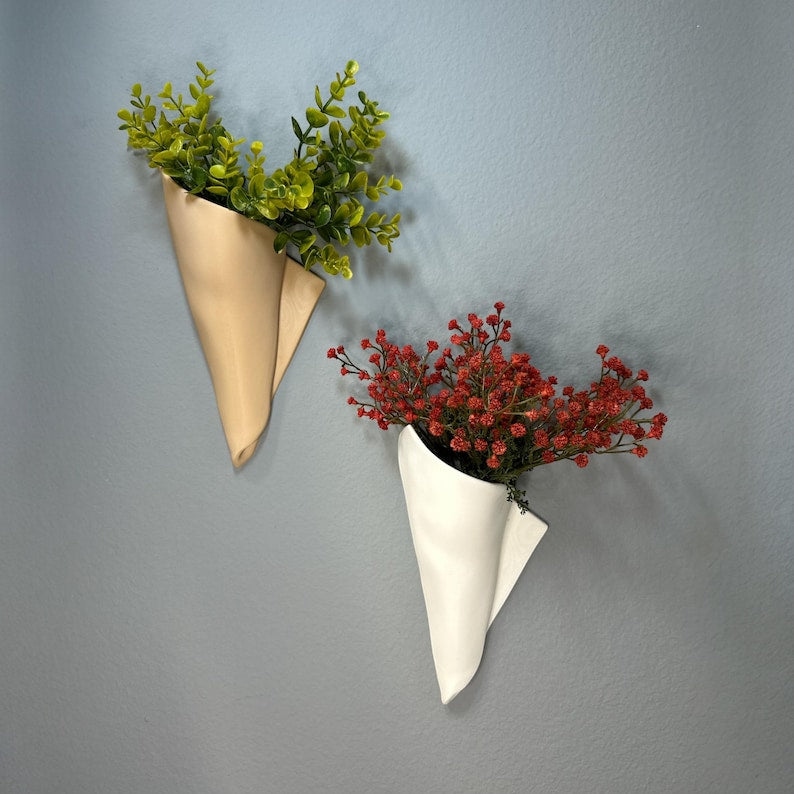 Napkin-shaped 3D-printed wall-mounted flower pot, minimalist indoor/outdoor decoration