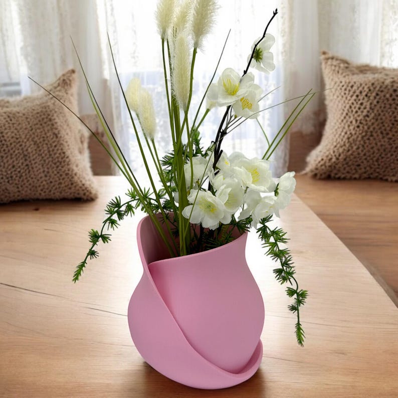 Curved vase, modern decorative item, home décor