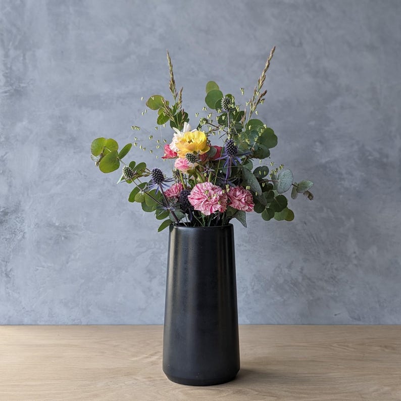 Concrete vase, a minimalist modern desktop decoration