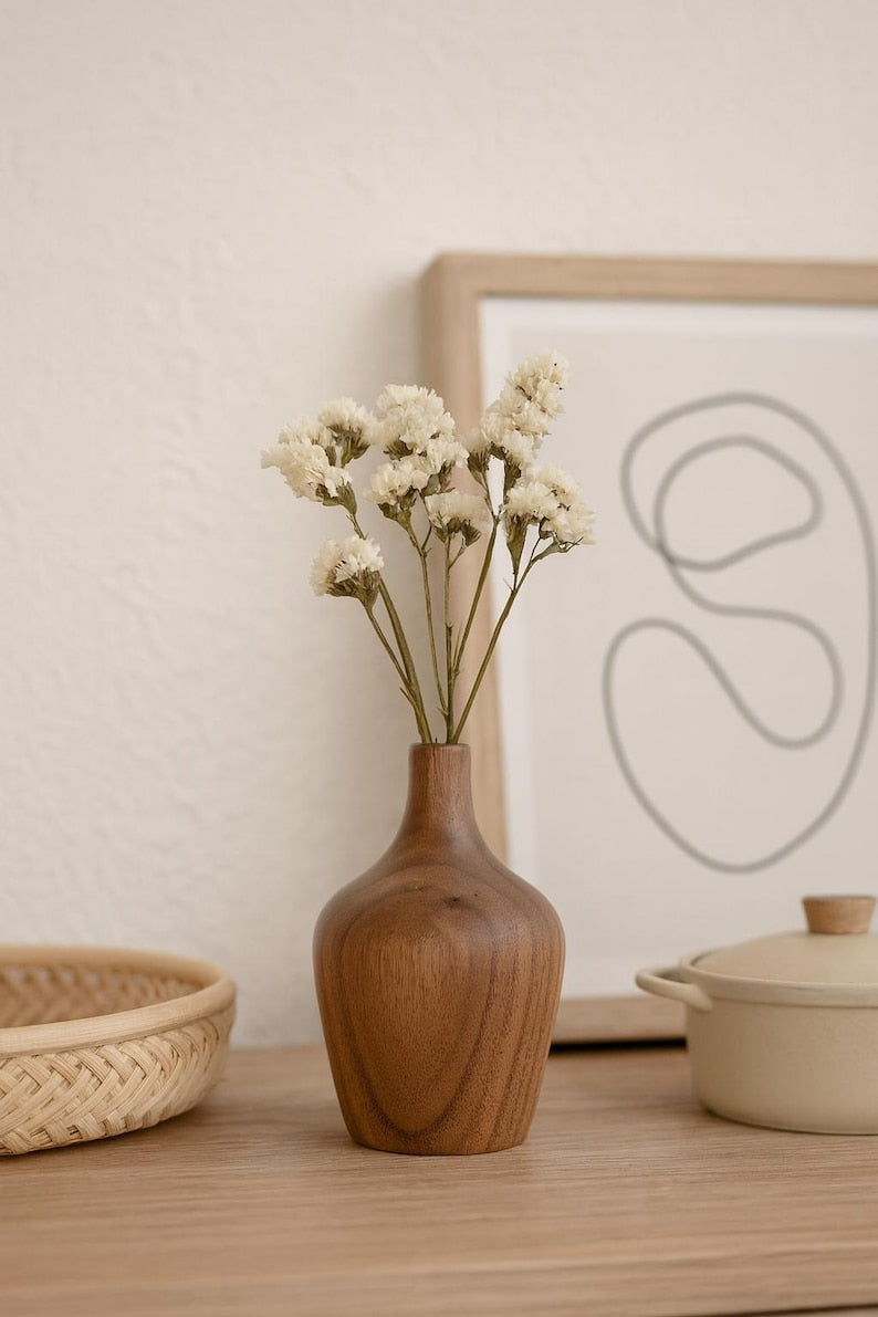Simple wooden vase, modern home decoration