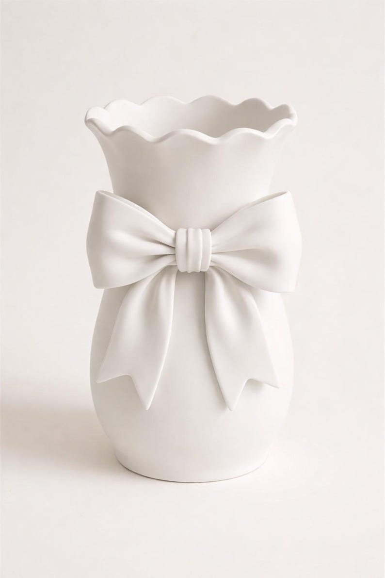 Playful bow 3D printed vase, romantic sculpted floral decoration