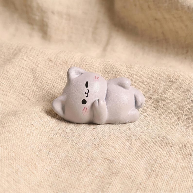 Mini Resin Cat Ornament Set, Cute Desktop Monitor Home Decor