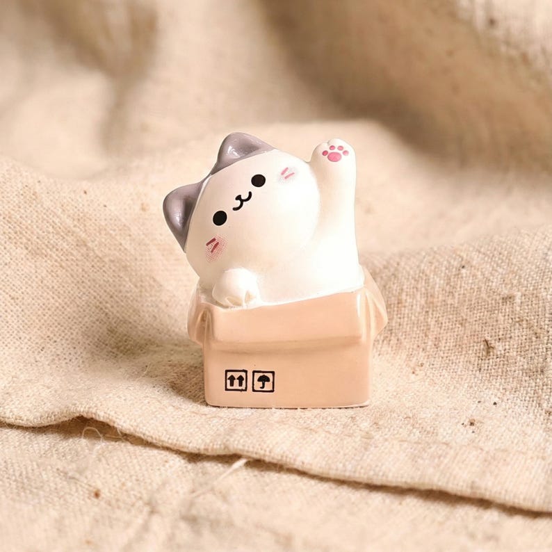 Mini Resin Cat Ornament Set, Cute Desktop Monitor Home Decor