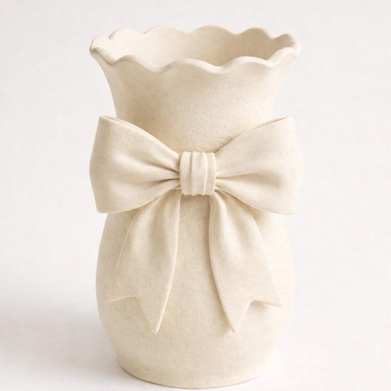 Playful bow 3D printed vase, romantic sculpted floral decoration