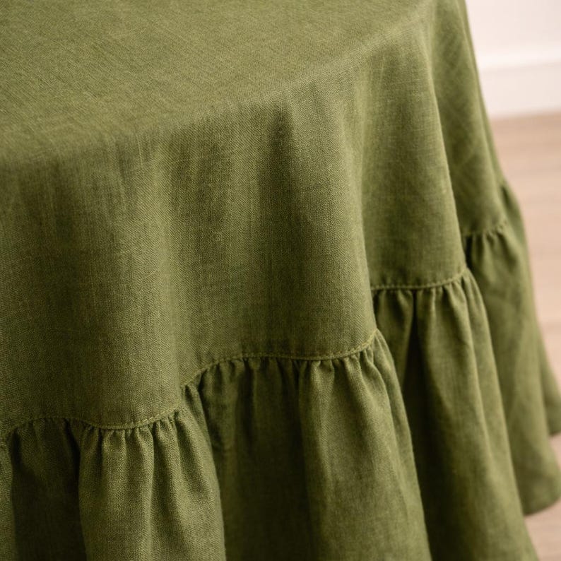 Extra Large Green Pleated Round Linen Tablecloth, Floor Standing, Home Cover