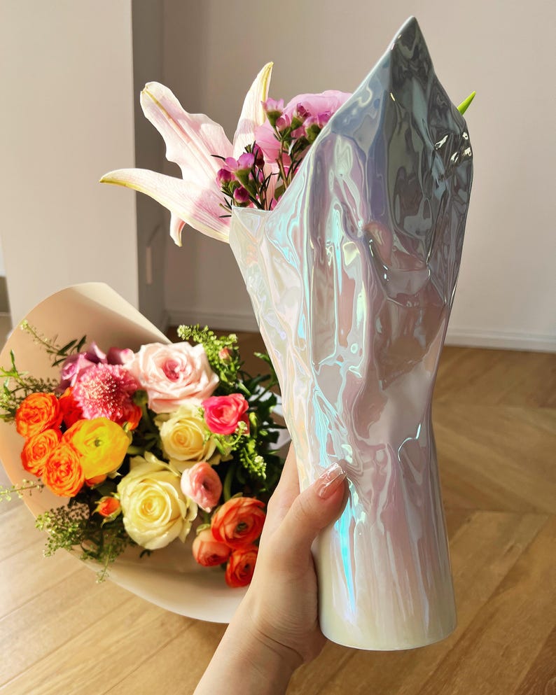 Handmade Pleated Artistic Ceramic Vase, Modern Home Decoration Gift