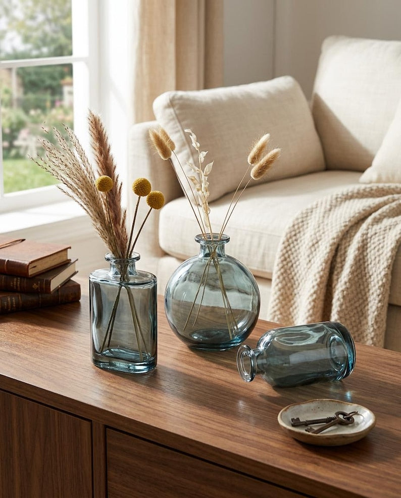 Three-piece set of amber oval blue-green gradient glass vases, modern home floral decoration.