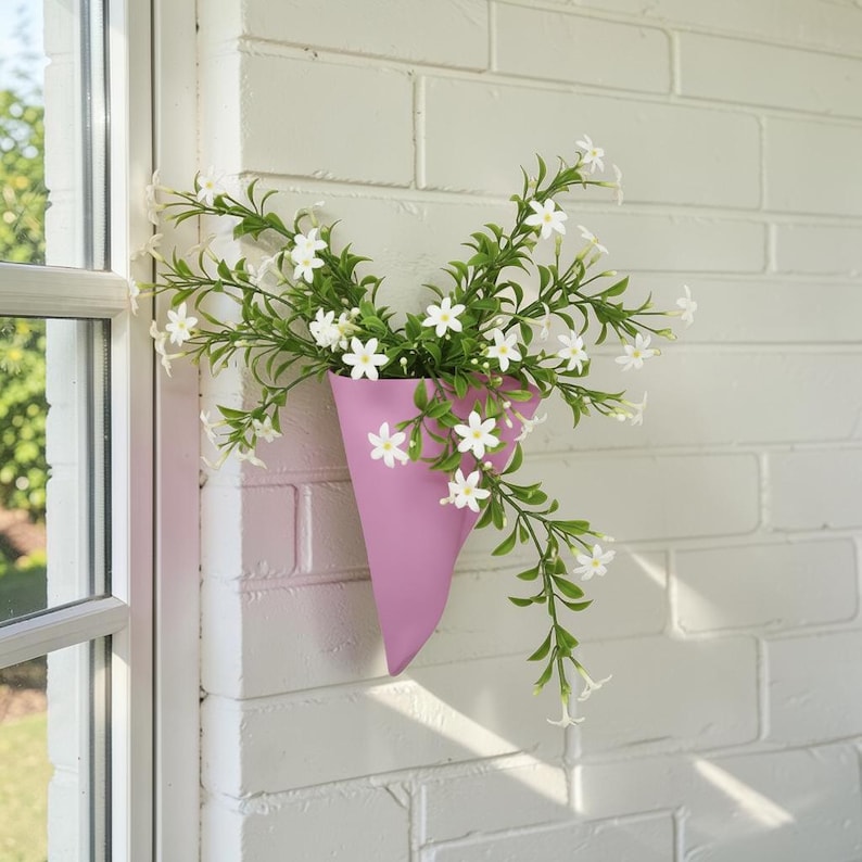 Napkin-shaped 3D-printed wall-mounted flower pot, minimalist indoor/outdoor decoration