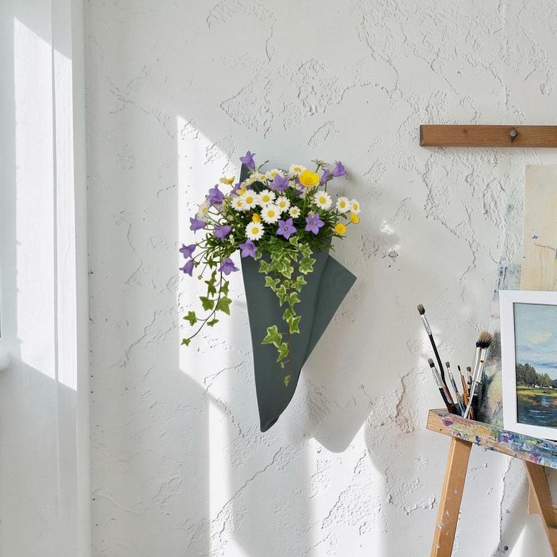 Napkin-shaped 3D-printed wall-mounted flower pot, minimalist indoor/outdoor decoration