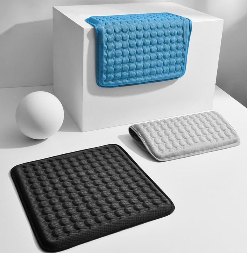 Summer honeycomb cooling gel seat cushion, multi-functional ice pad, breathable car mat, all-season cooling gel seat cushion.