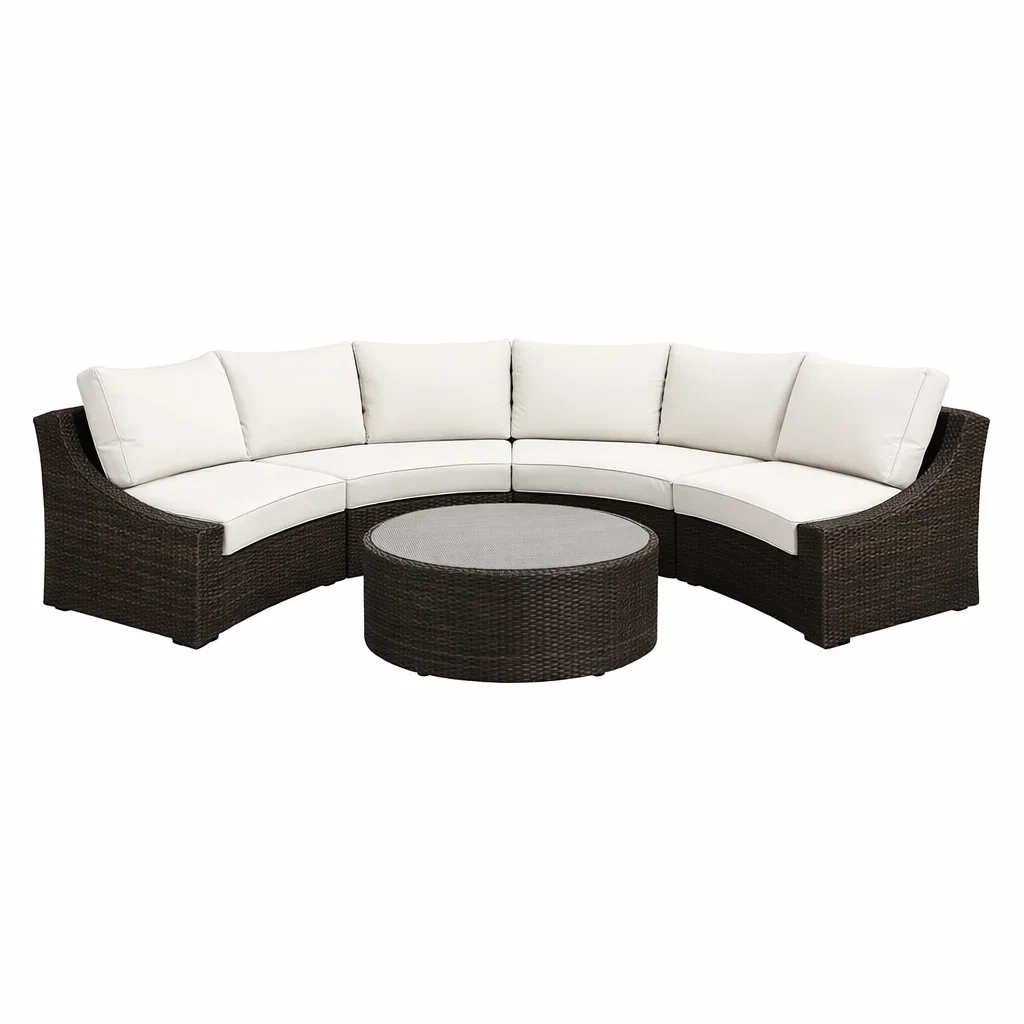 Set di divano angolare in rattan sintetico marrone con cuscini in poliestere bianchi e tavolino rotondo-ZENVIBESZZZ