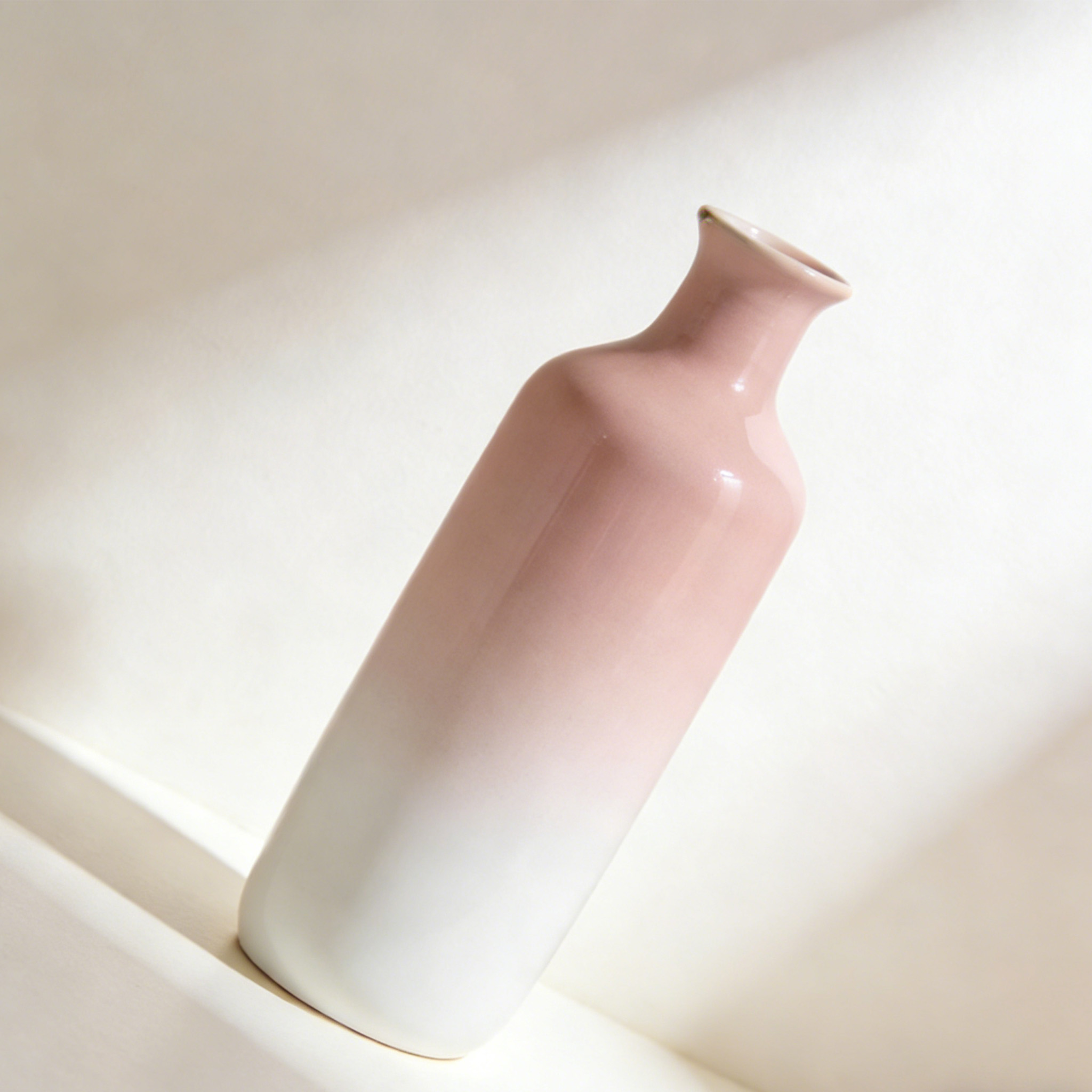 Prosty wazon ceramiczny