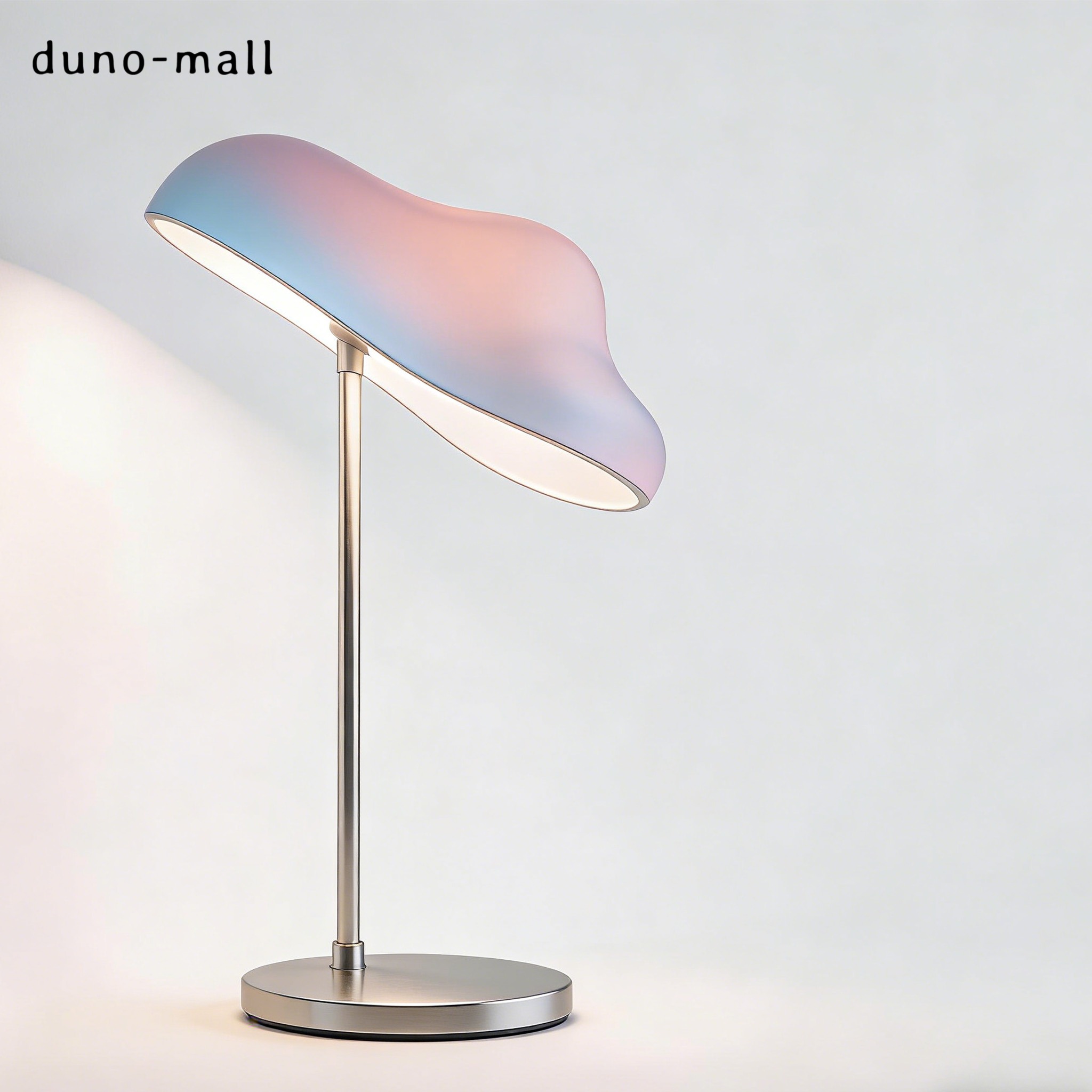 Cloud-shaped table lamp