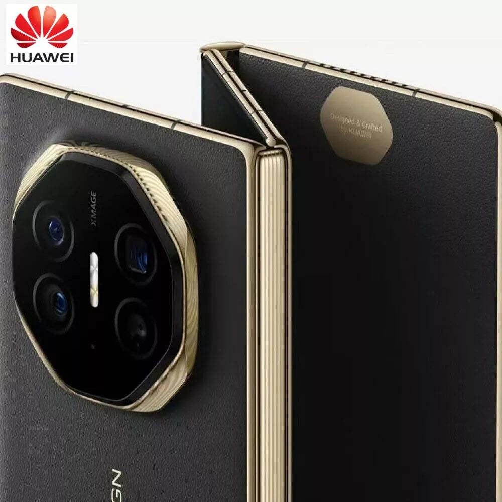 Huawei:Mate XT Ultimate Design Triple-screen Foldable Smartphone