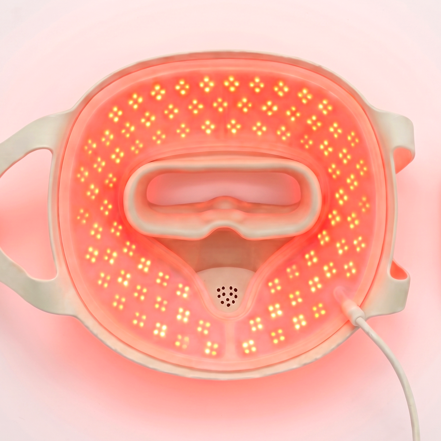 {"default":"red light mode\nVifluma Skin Glow LED Mask skincare"}
