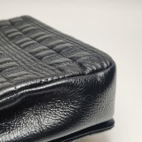 Burberry Lola Shoulder Bag Quilted Patent with Resin Small — thumbnail 18
