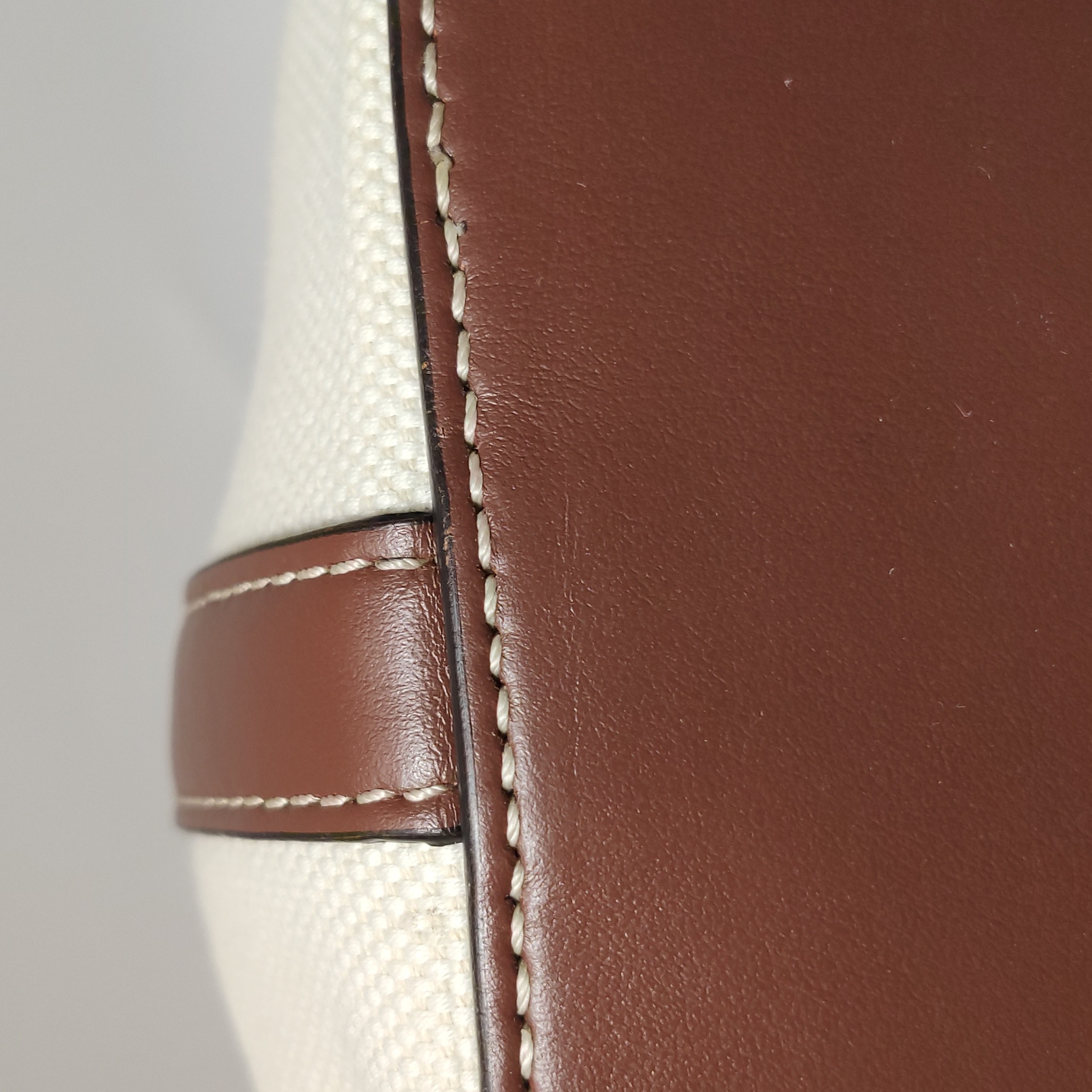 Burberry Peggy Logo Bucket Bag Canvas Small — photo 20 of 25