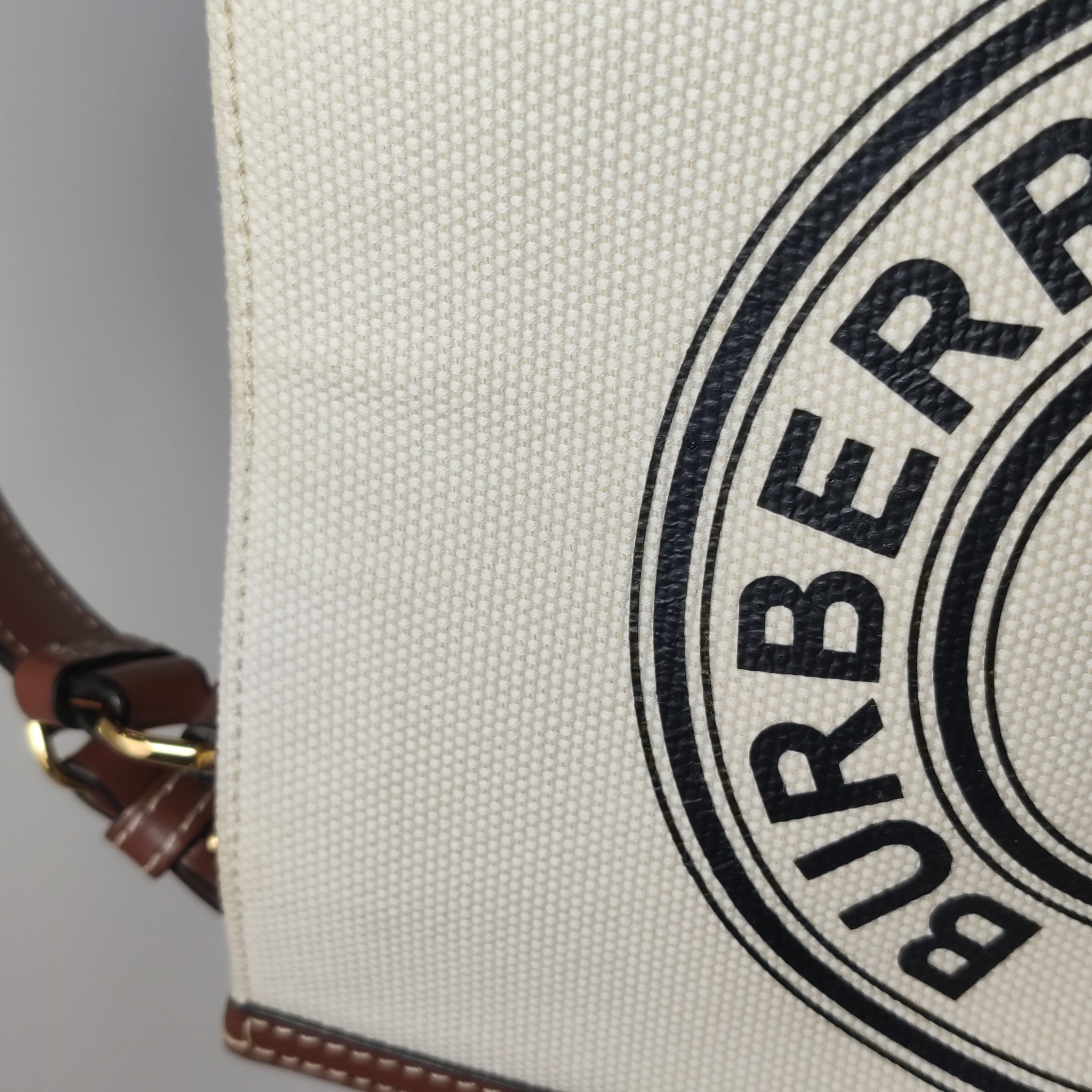 Burberry Peggy Logo Bucket Bag Canvas Small — photo 18 of 25