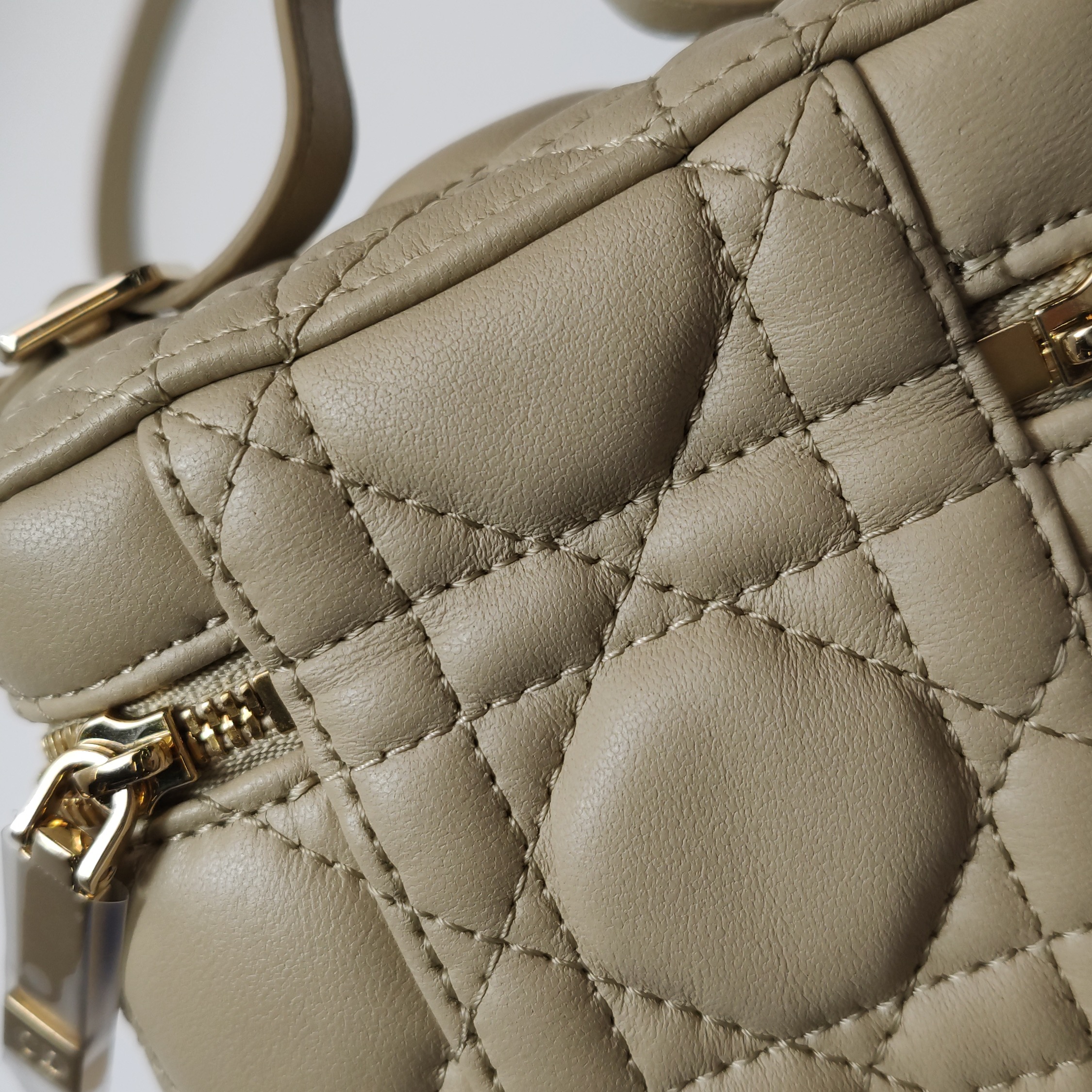 Christian Dior Lady Dior Vanity Case Cannage Quilt Lambskin Micro — photo 14 of 16