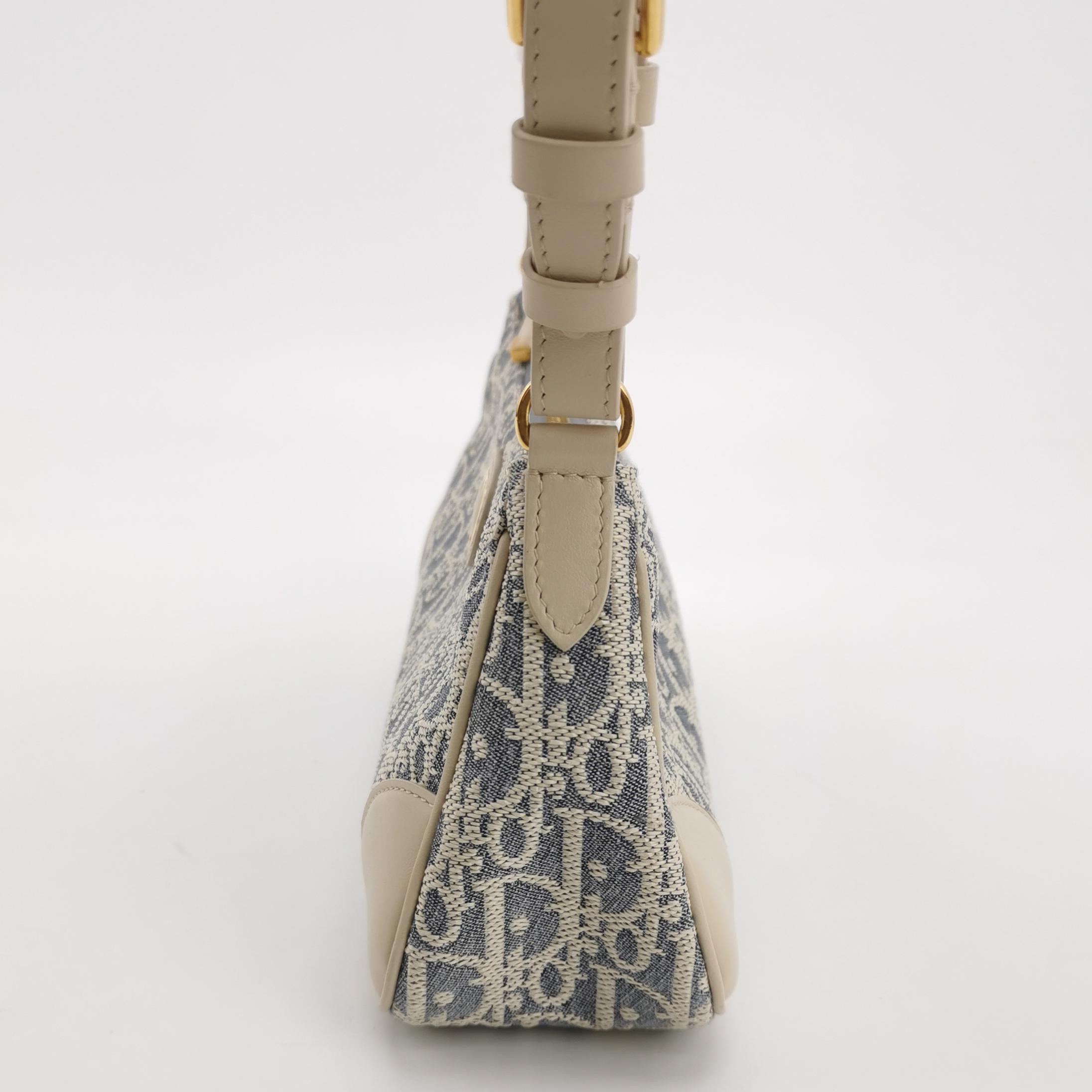 Christian Dior 30 Montaigne Shoulder Bag Oblique Canvas — photo 4 of 16