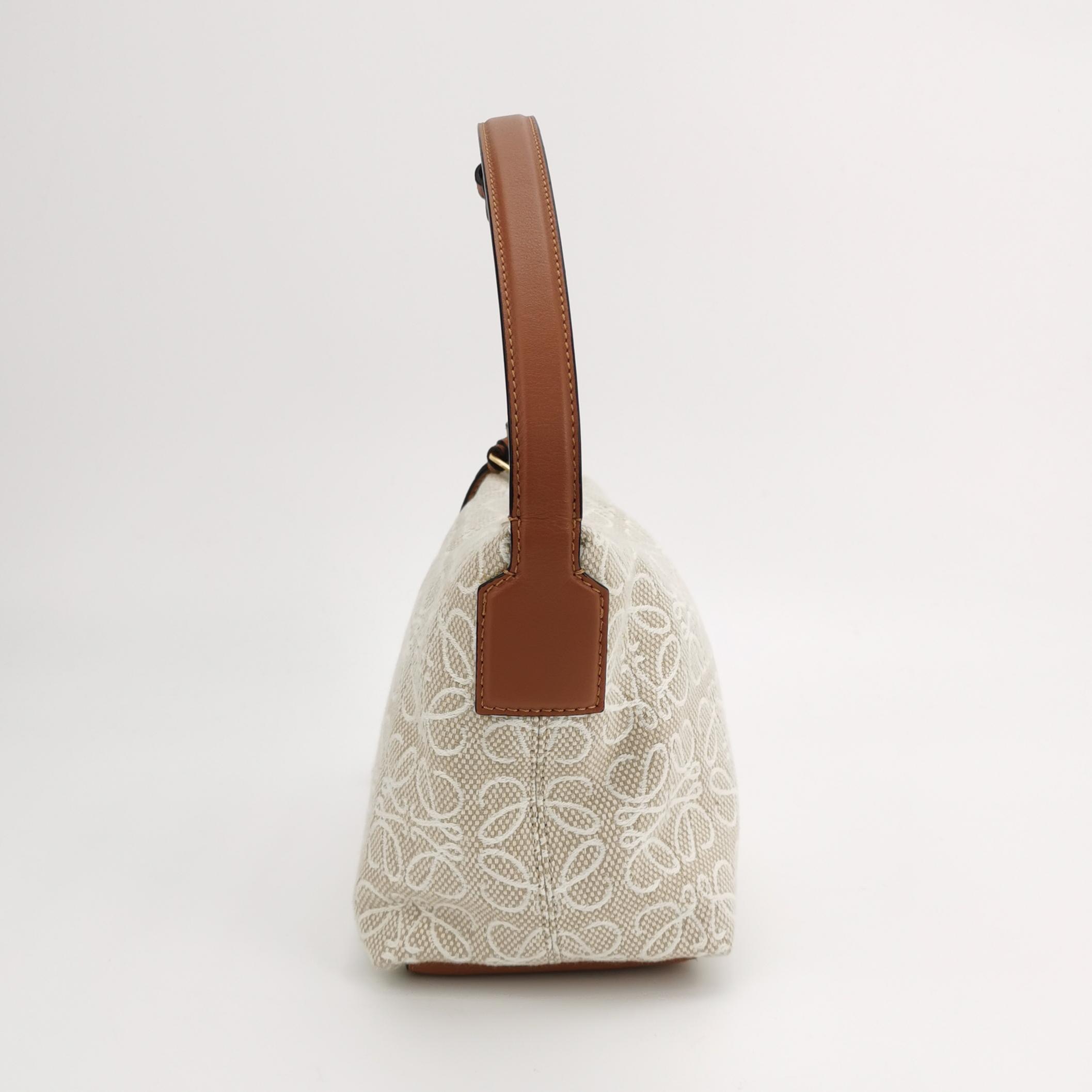 Loewe Cubi Hobo Anagram Jacquard Small — photo 3 of 14