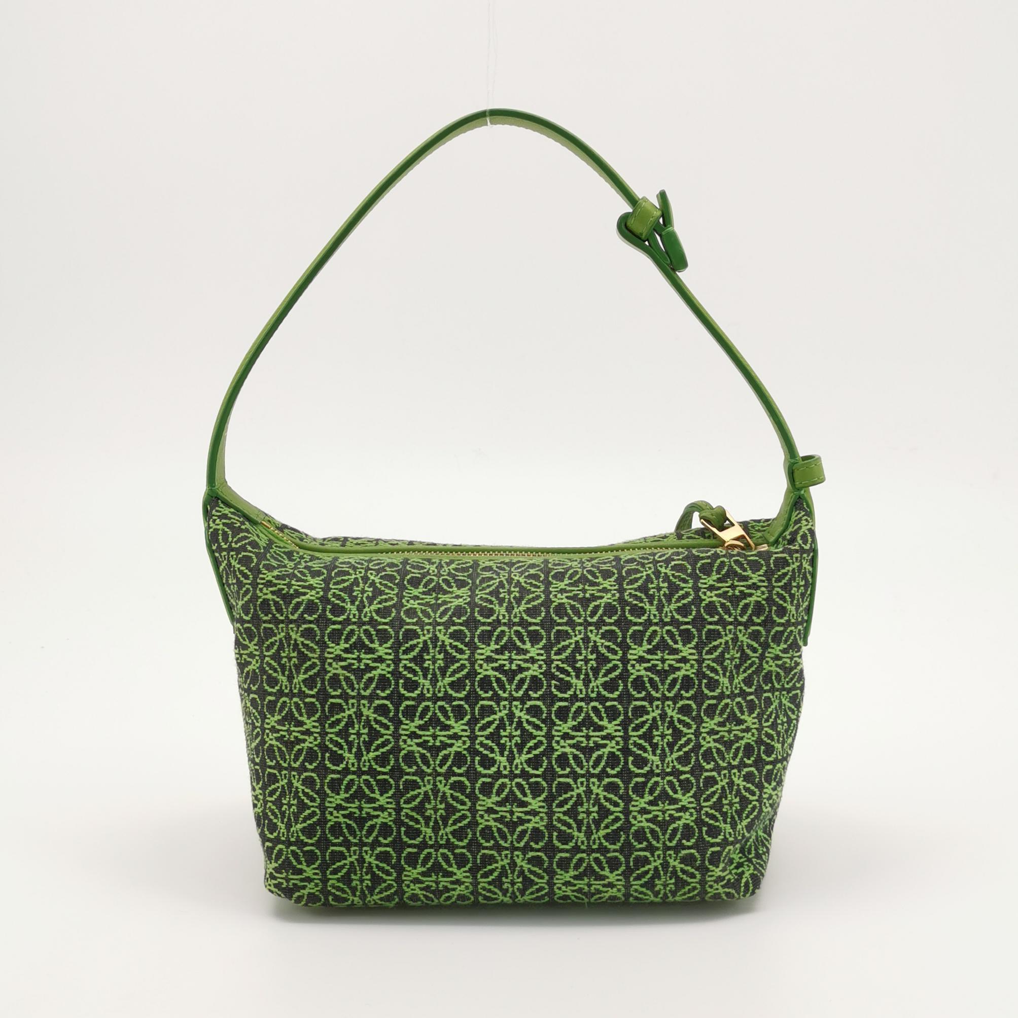 Loewe Cubi Hobo Anagram Jacquard Small — photo 5 of 18