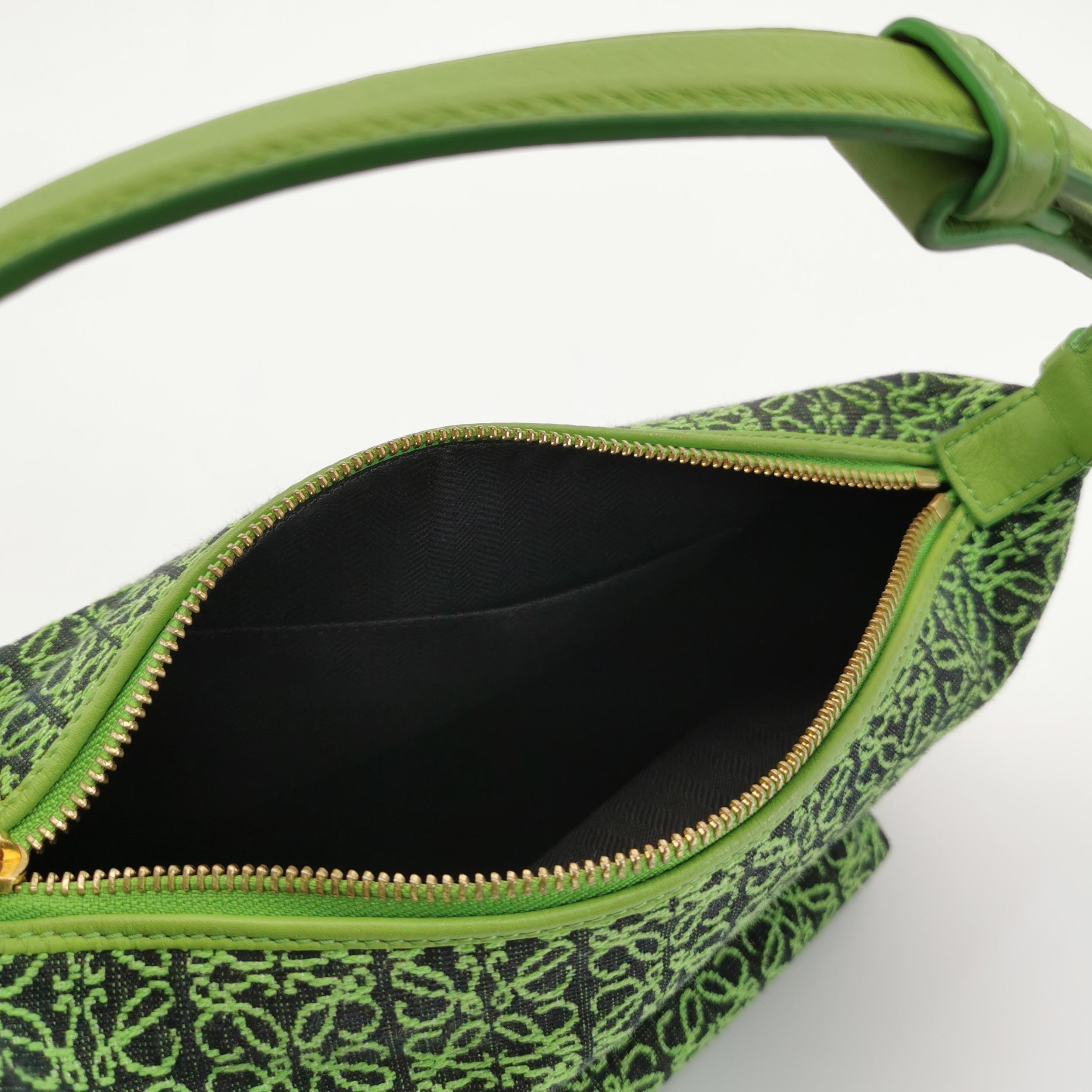Loewe Cubi Hobo Anagram Jacquard Small — photo 7 of 18