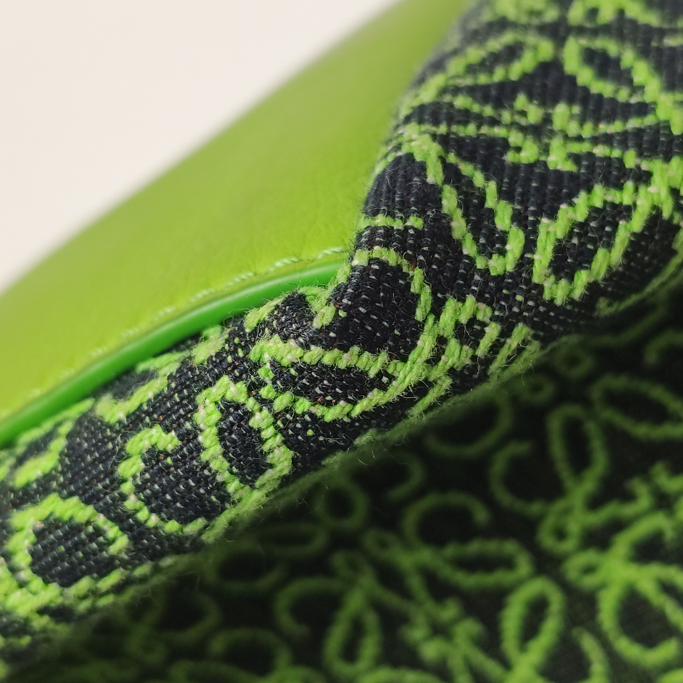 Loewe Cubi Hobo Anagram Jacquard Small — photo 14 of 18