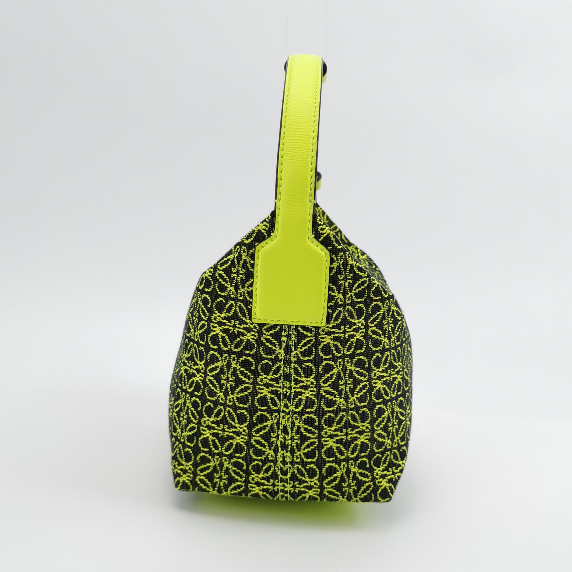 Loewe Cubi Hobo Anagram Jacquard Small — photo 4 of 12
