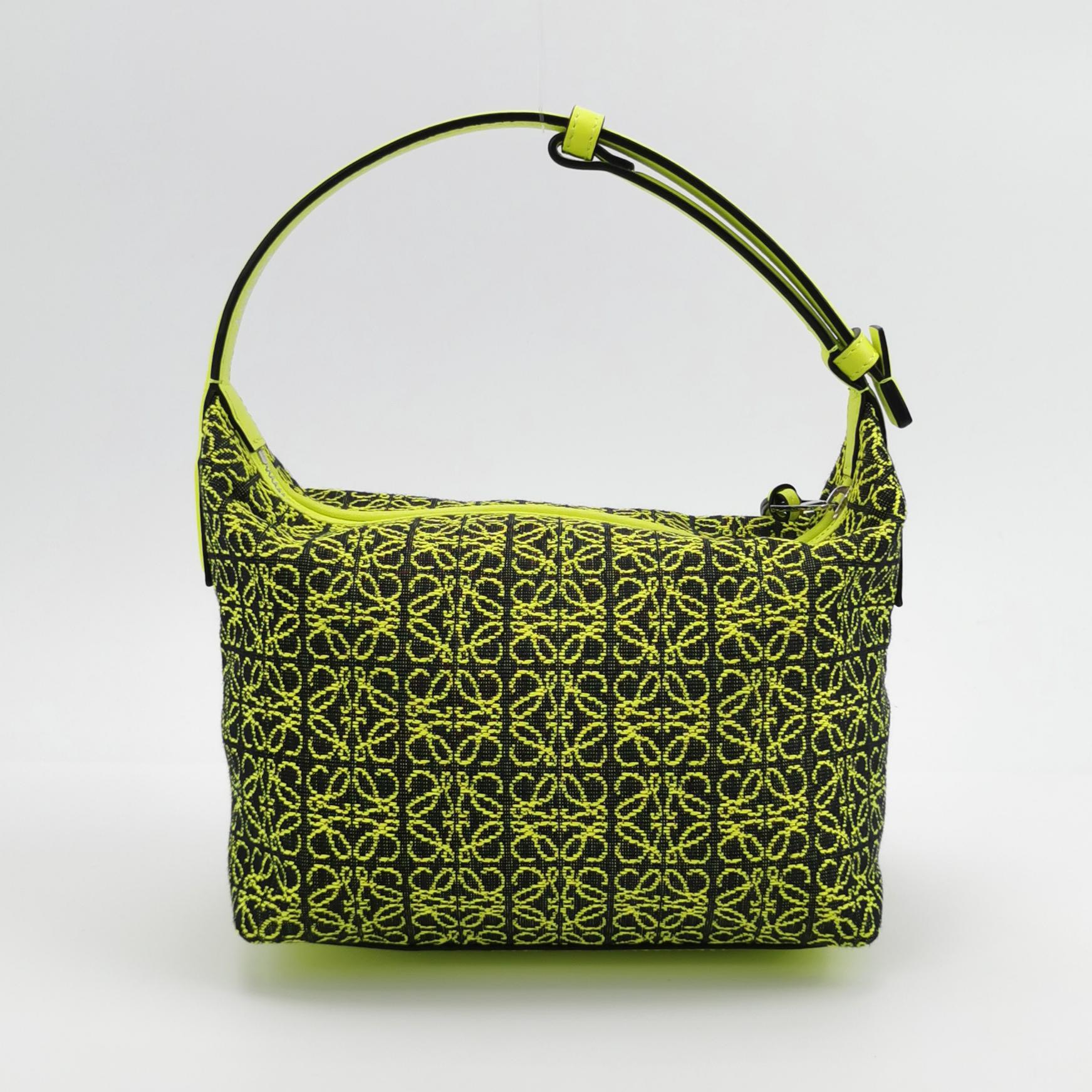 Loewe Cubi Hobo Anagram Jacquard Small — photo 5 of 12