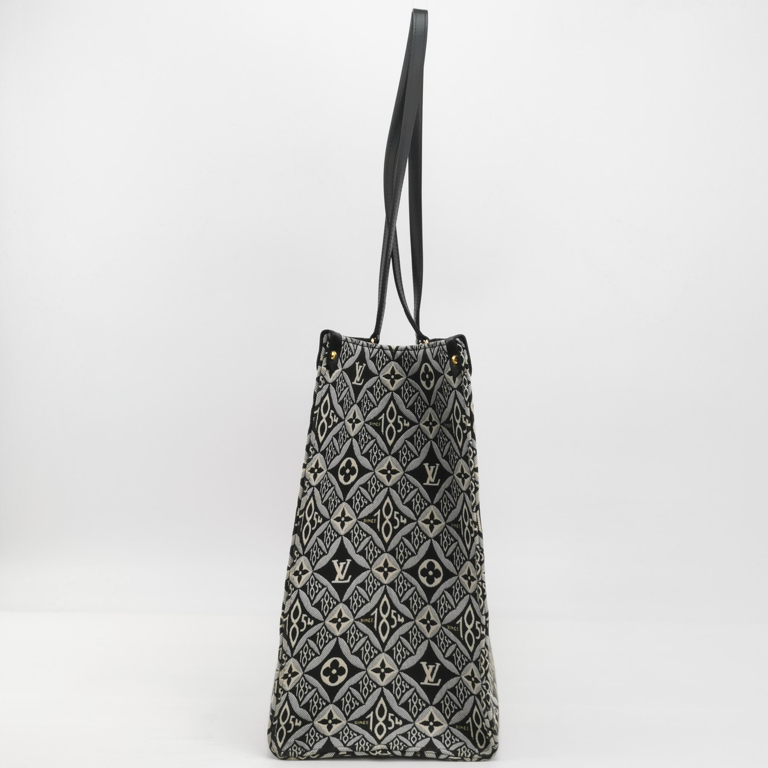 Louis Vuitton(LV) OnTheGo Tote Limited Edition Since 1854 Monogram Jacquard GM — photo 4 of 15
