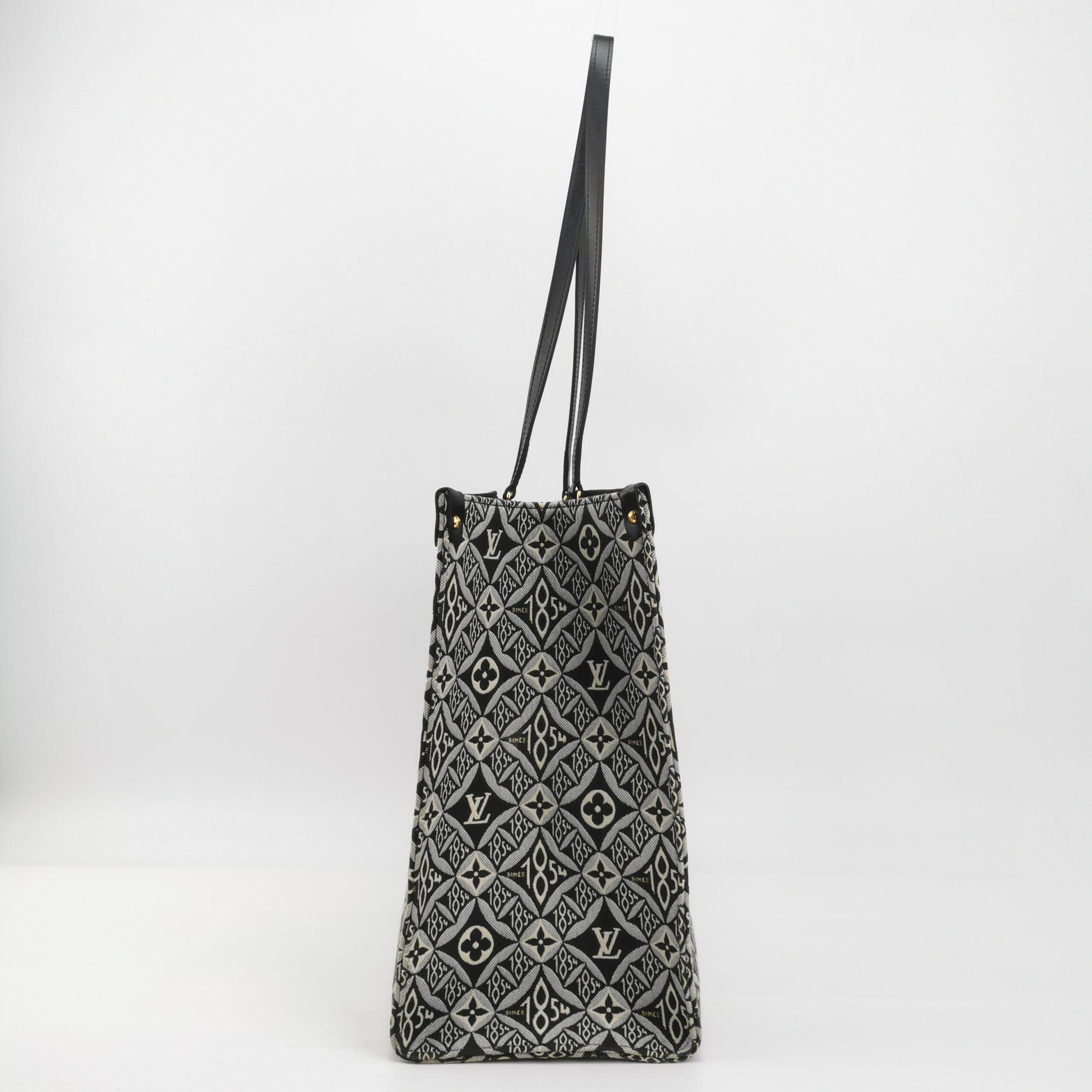 Louis Vuitton(LV) OnTheGo Tote Limited Edition Since 1854 Monogram Jacquard GM — photo 3 of 15