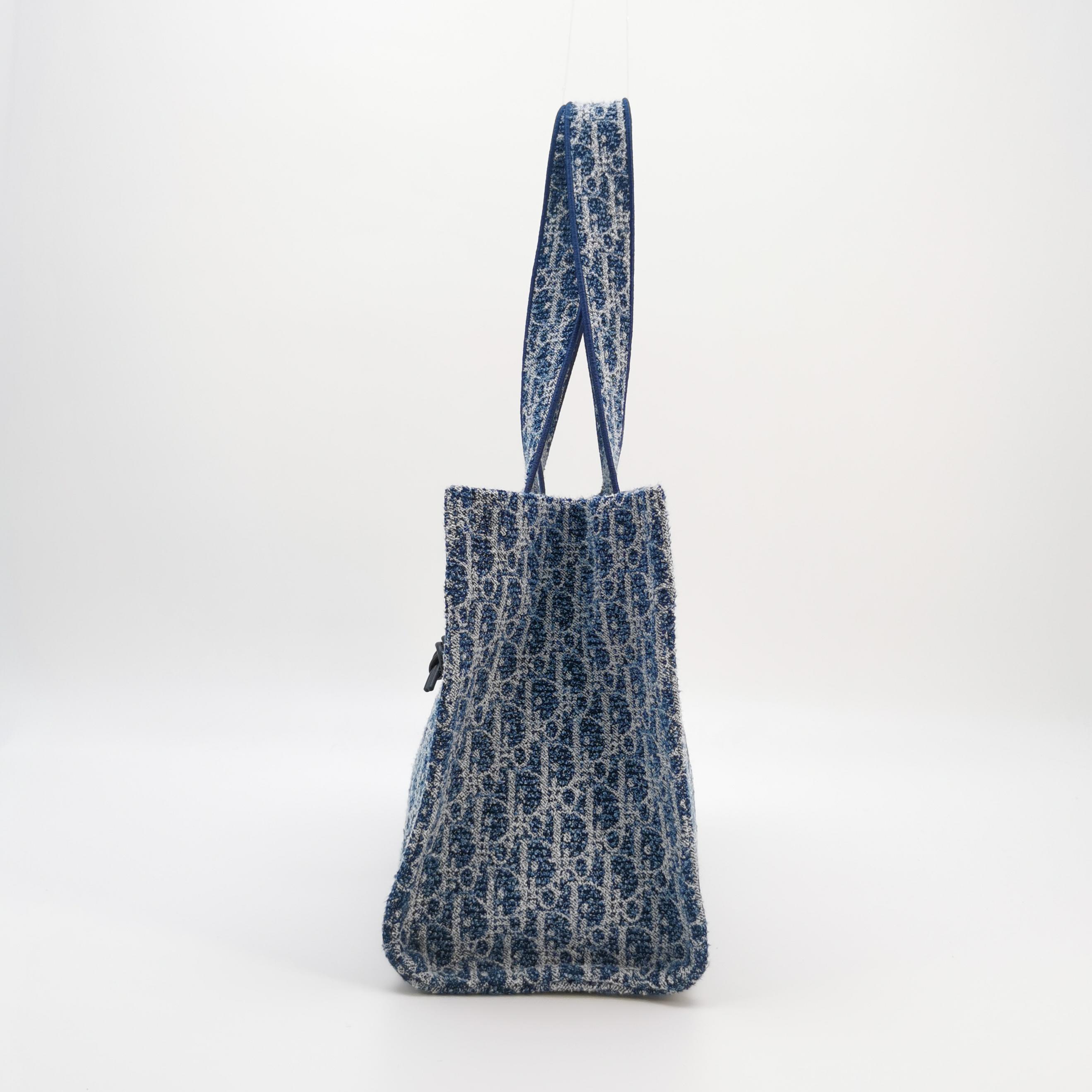 Christian Dior Book Tote Oblique Canvas Medium — photo 4 of 20