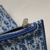Christian Dior Book Tote Oblique Canvas Medium — thumbnail 12