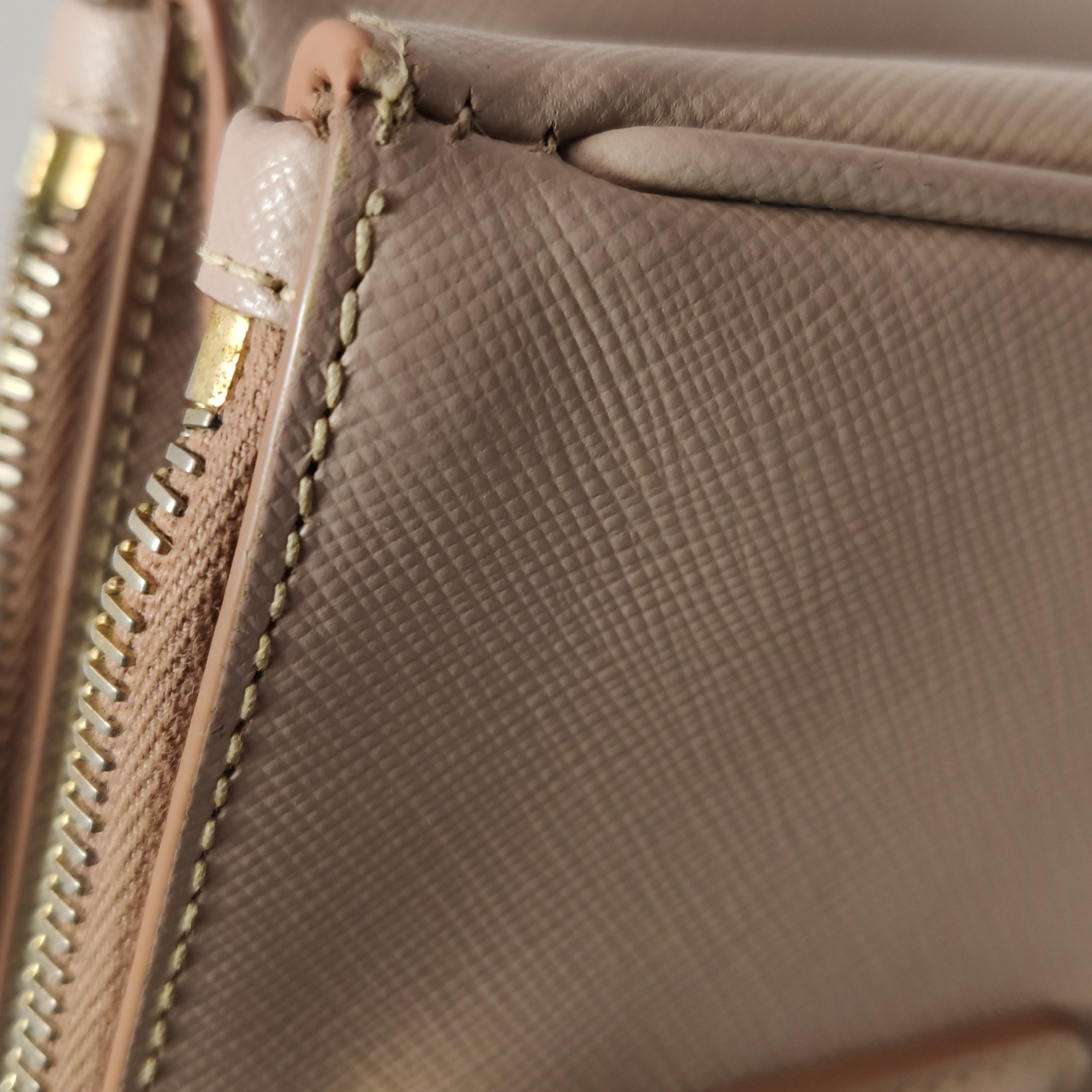 Prada Galleria Double Zip Tote Stitched City Calf Large — photo 25 of 26