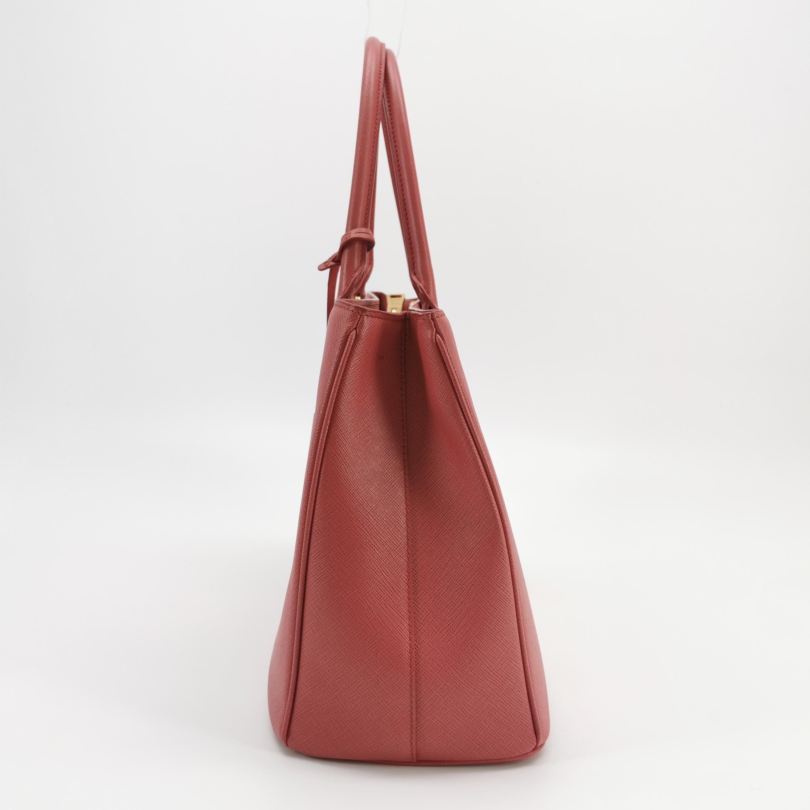 Prada Galleria Double Zip Tote Stitched City Calf Medium — photo 3 of 22