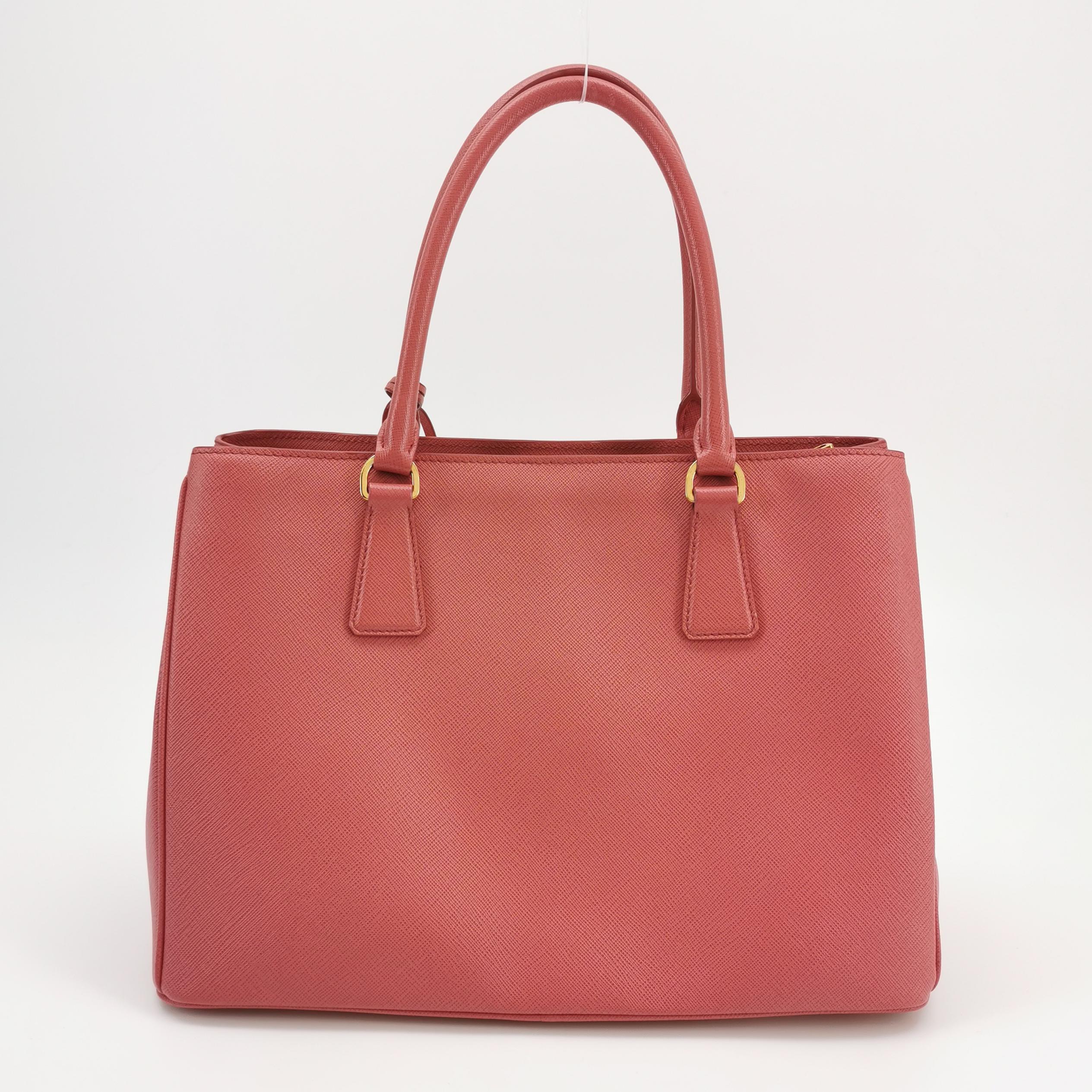 Prada Galleria Double Zip Tote Stitched City Calf Medium — photo 5 of 22